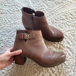 Dansko Clog Booties Henley Ankle Boot Taupe Sz 39
